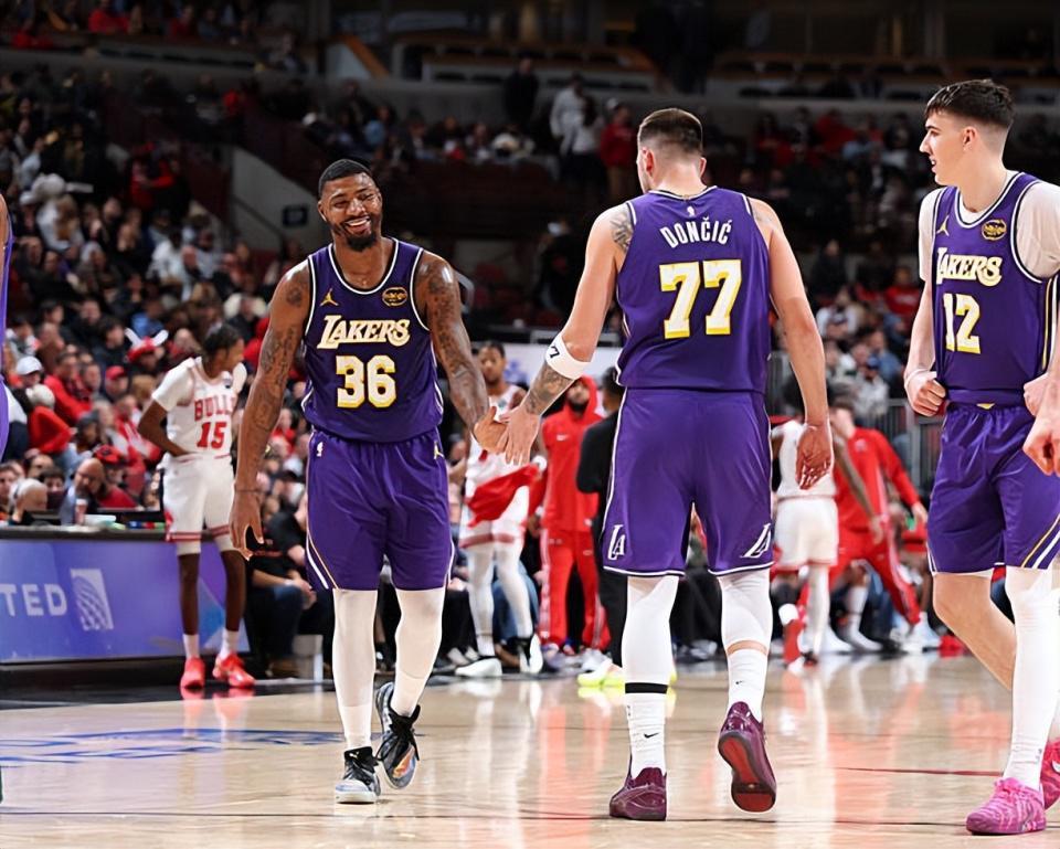 星空体育官网-精神属性太关键了!湖人后场大闸的作用无法体现在他的数据上?